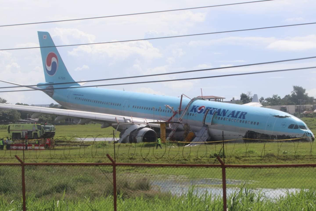 Korean Air A330 Overshoots Cebu Runway | Aviation Updates Philippines